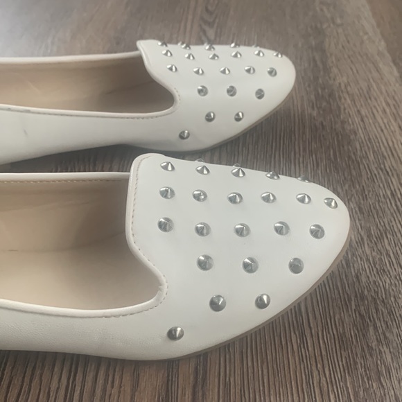 Also Kaeli Spiked Smoking Flats - Picture 13 of 15